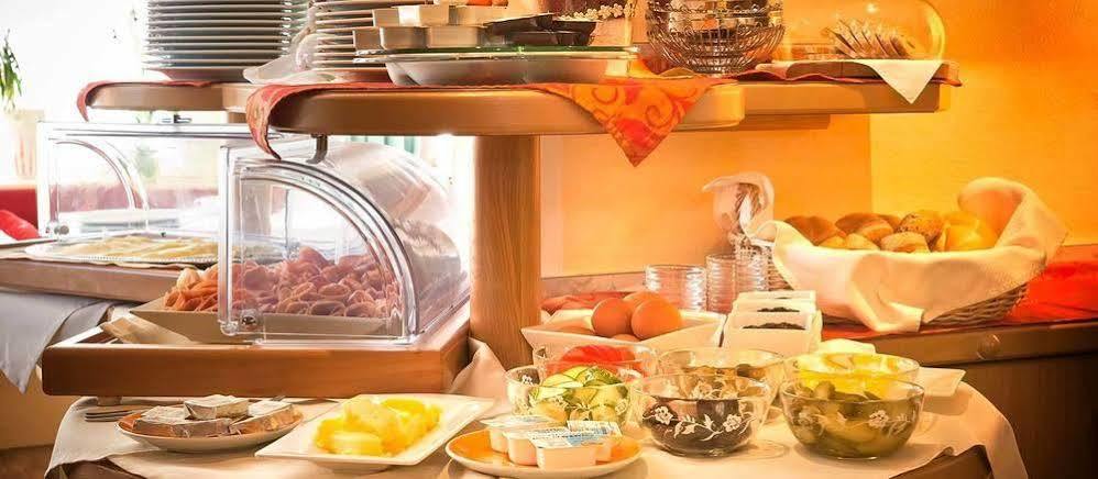 טוקס Hotel Koessler מראה חיצוני תמונה